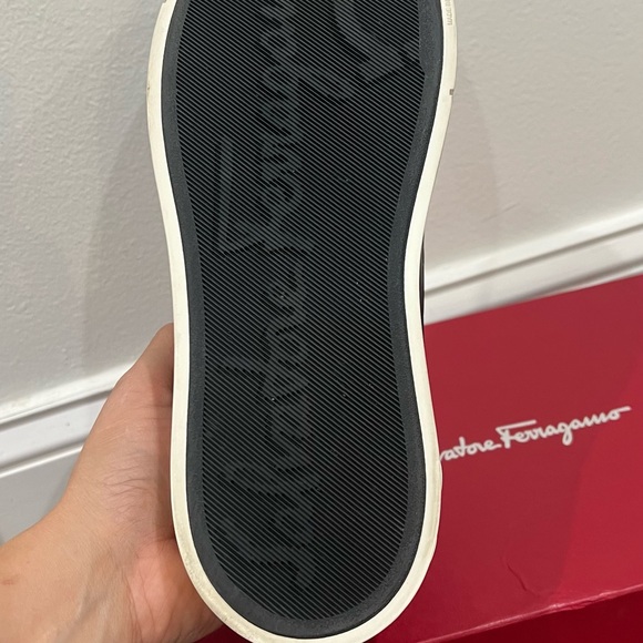 Salvatore Ferragamo Men Gancini sneaker - Picture 5 of 7